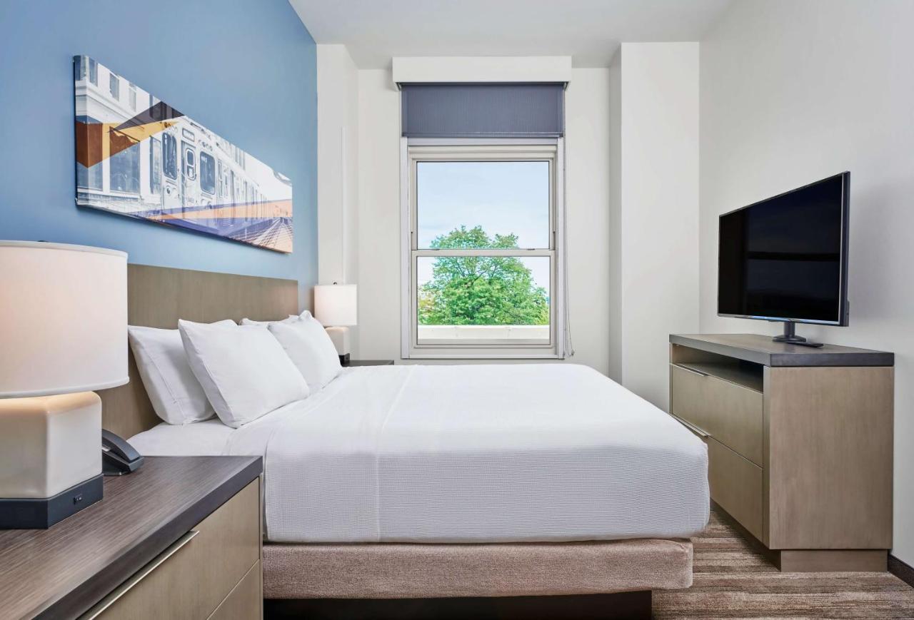Hyatt House Chicago Medical/University District Bagian luar foto